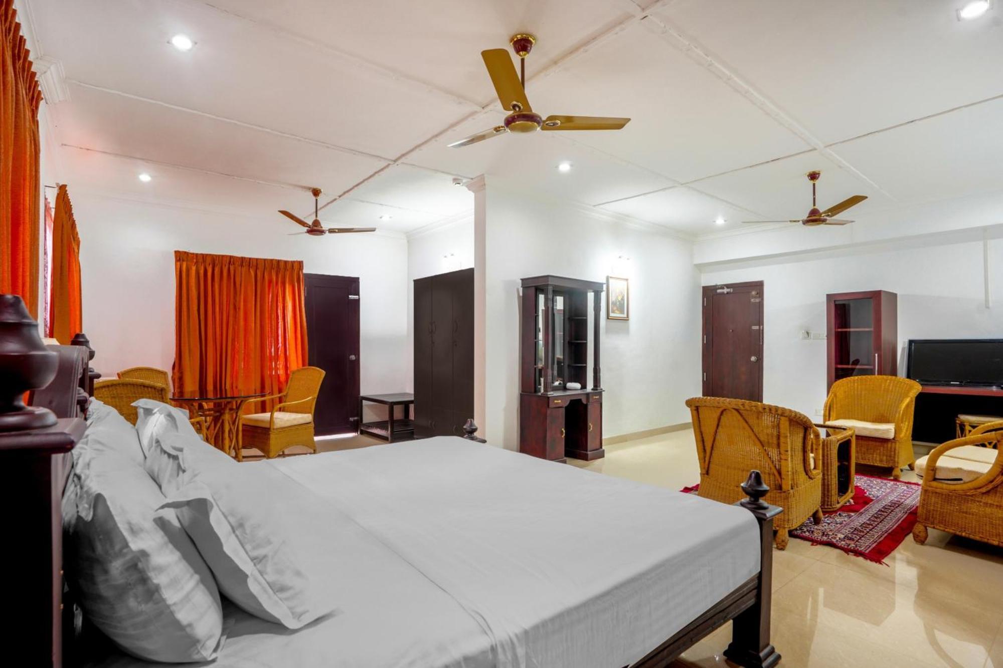 Palette Resorts- Tapovan Green County Thattakād Esterno foto