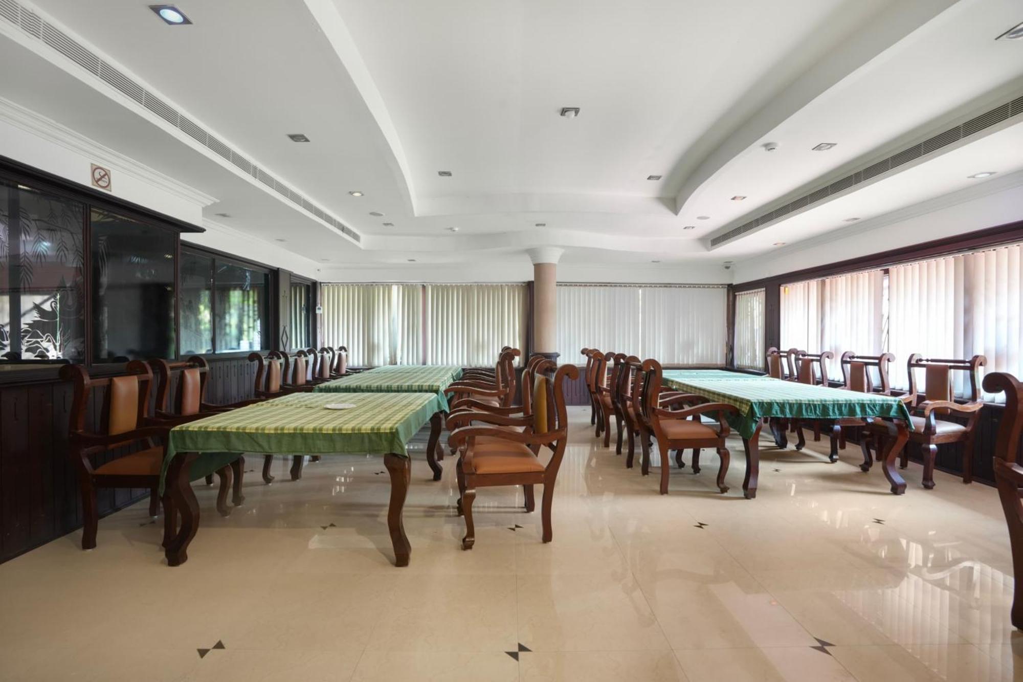Palette Resorts- Tapovan Green County Thattakād Esterno foto